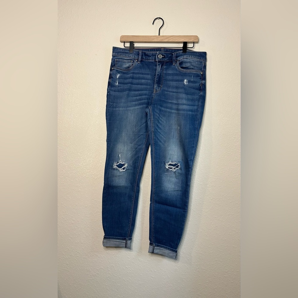 White House Black Market Medium Wash Mid-Rise Skinny Jeans Size 8
